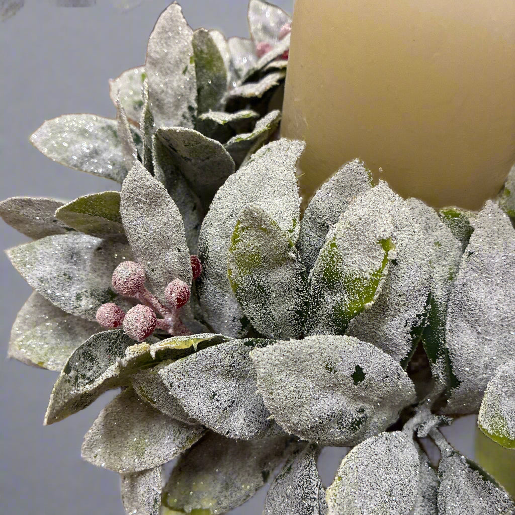 Frosted candle wreath - 2 sizes