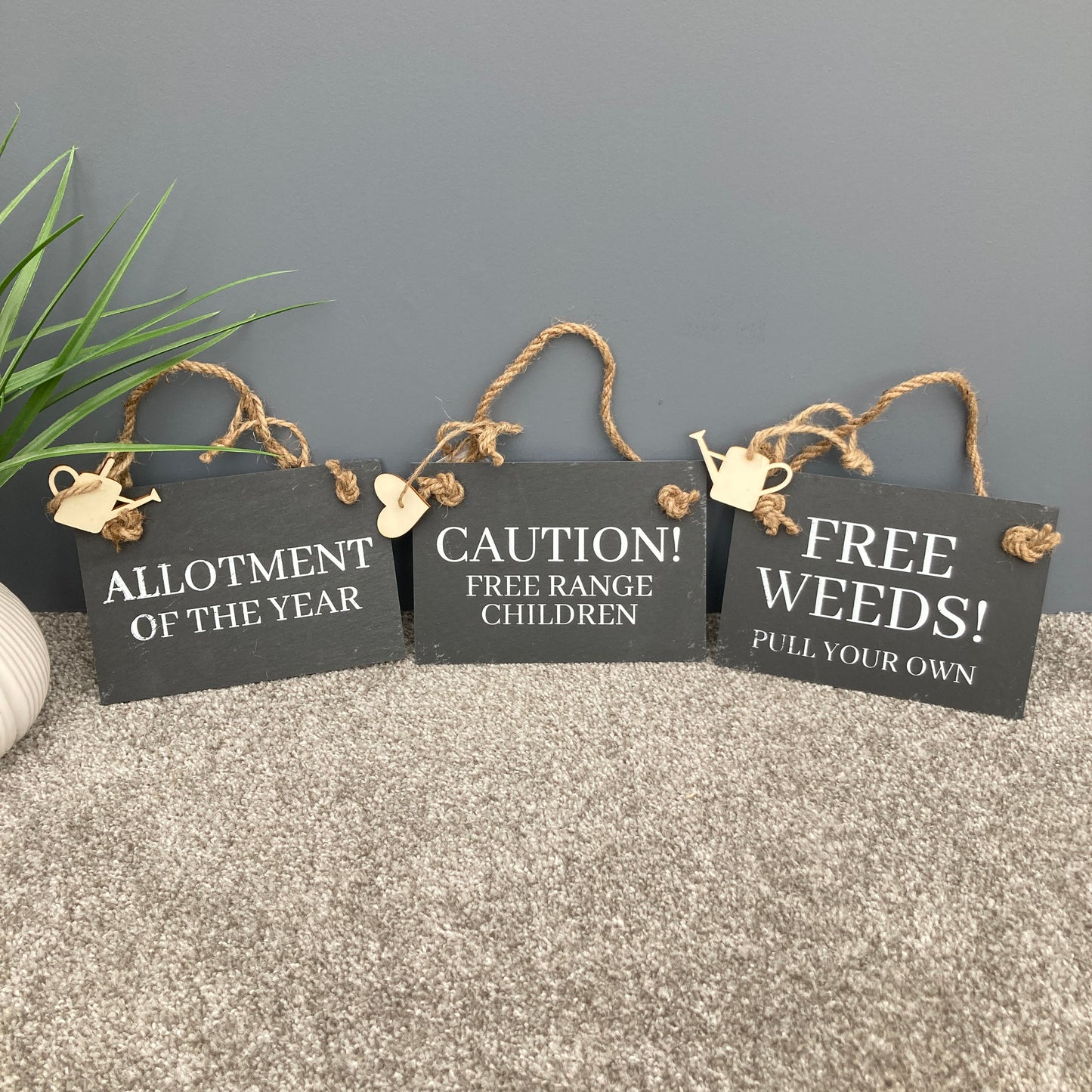 6 Assorted slogan slate signs for the garden - designs shown