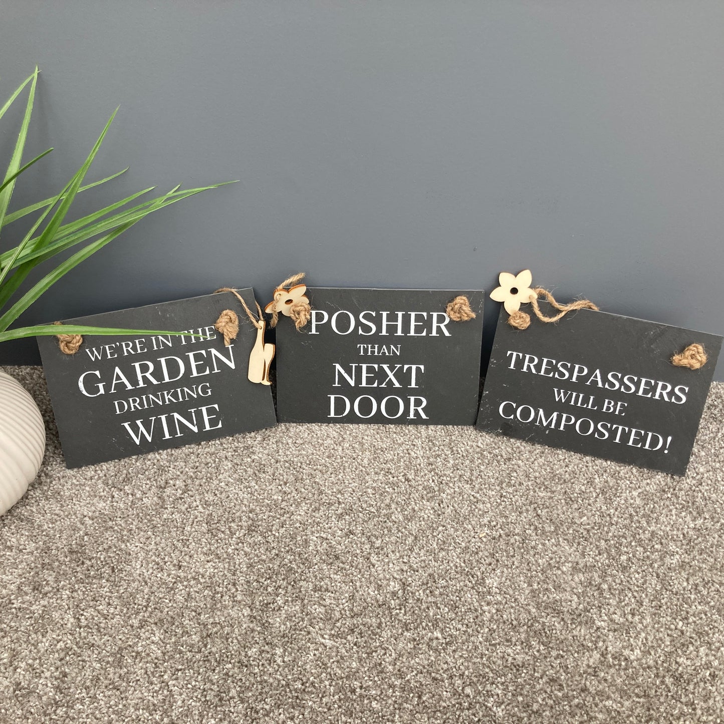 6 Assorted slogan slate signs for the garden - 3 designs shown