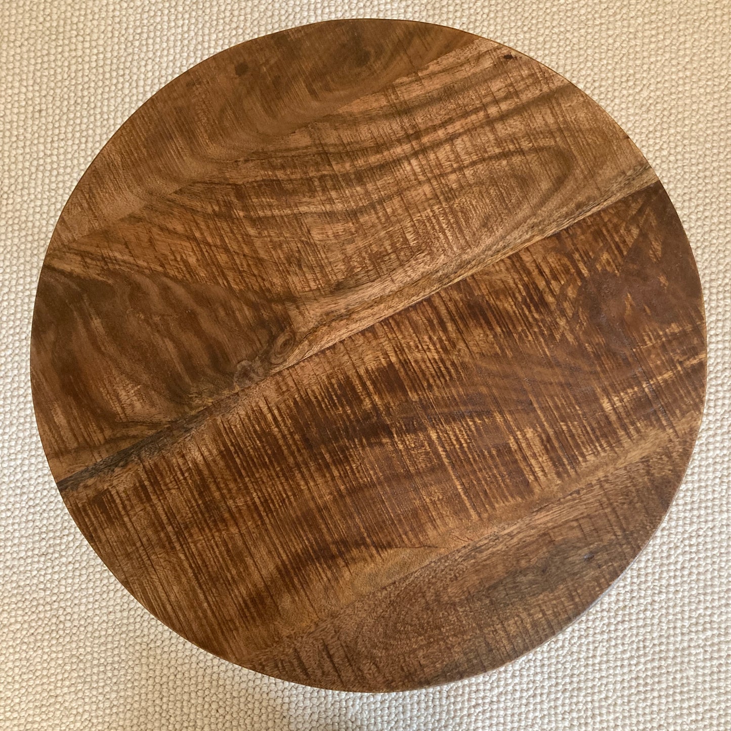 Round Mango wood rustic top.