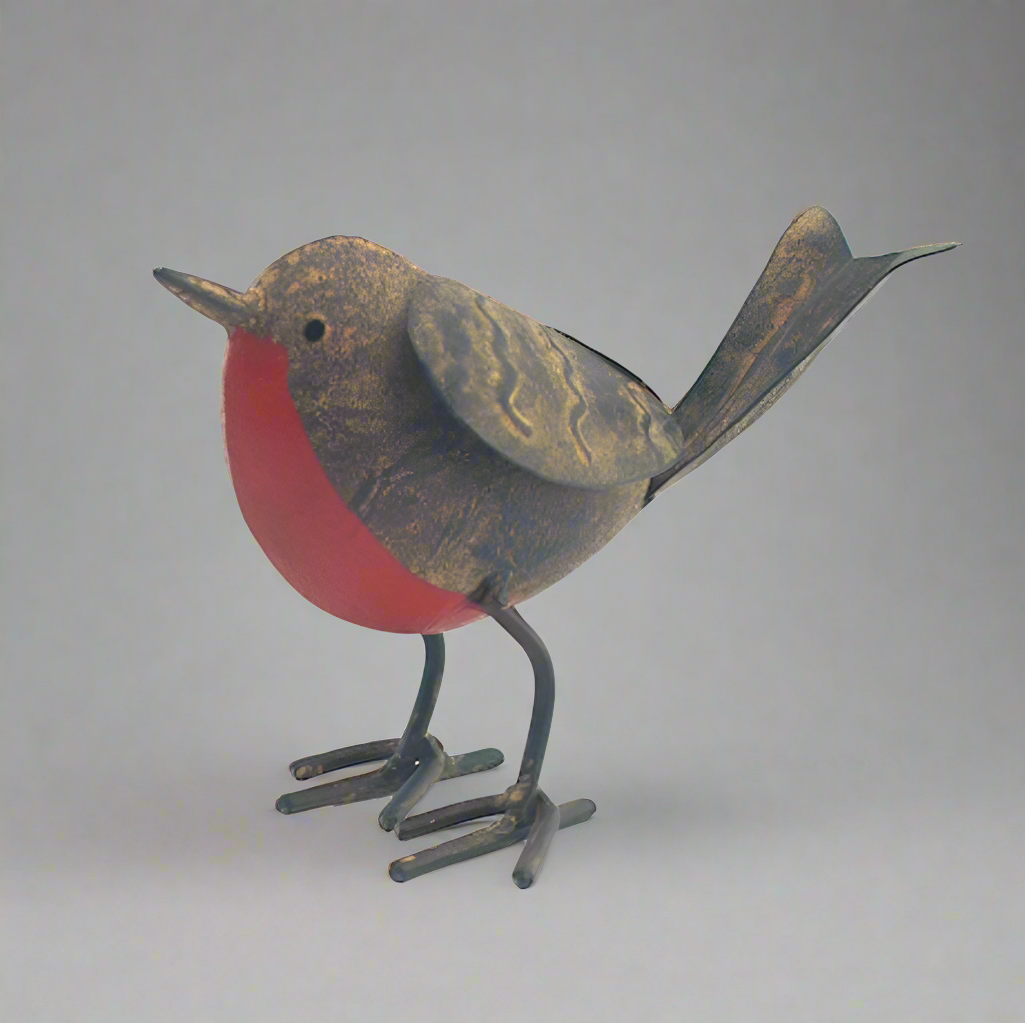 Tin robin garden ornament