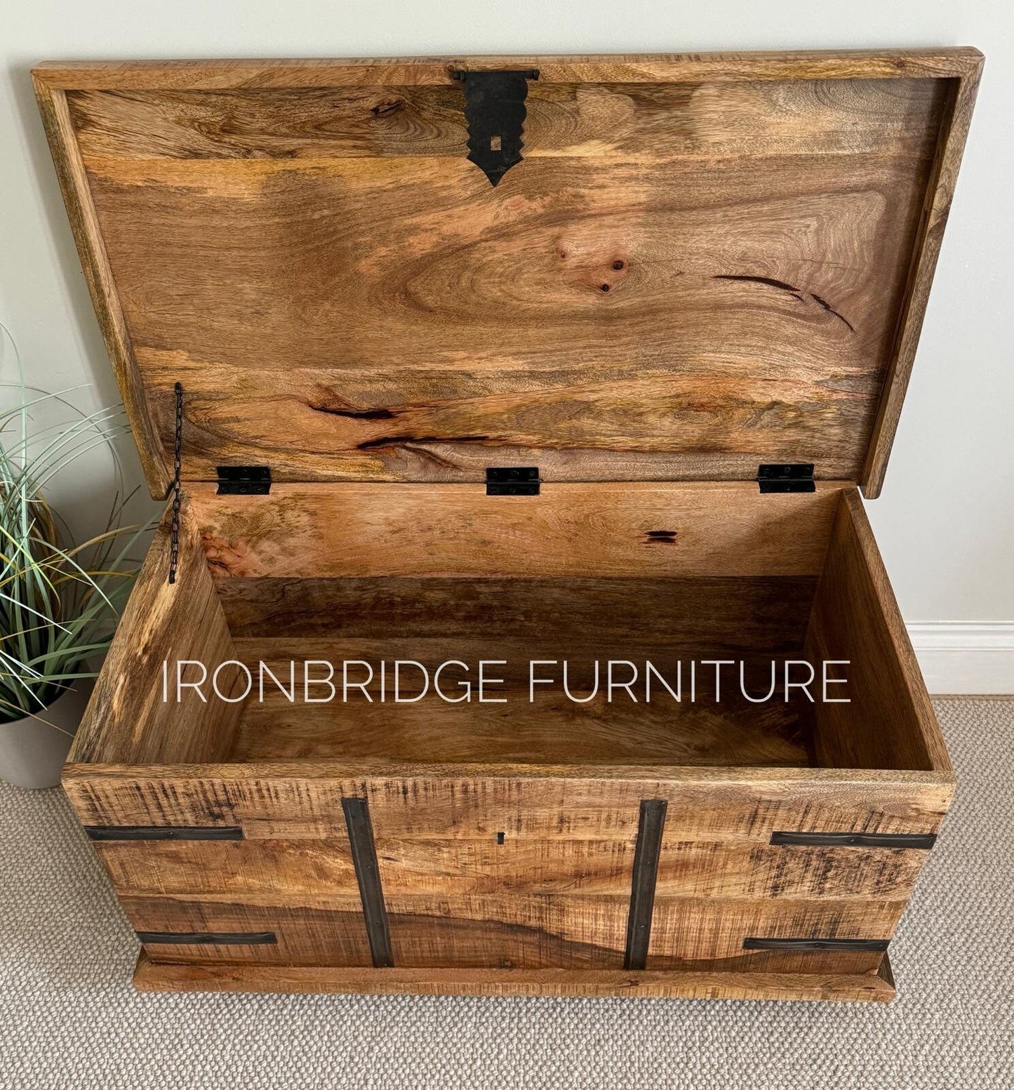 Size 2 Medium rustic rough cut Mango wood trunk on feet - 90cm wide with lid open