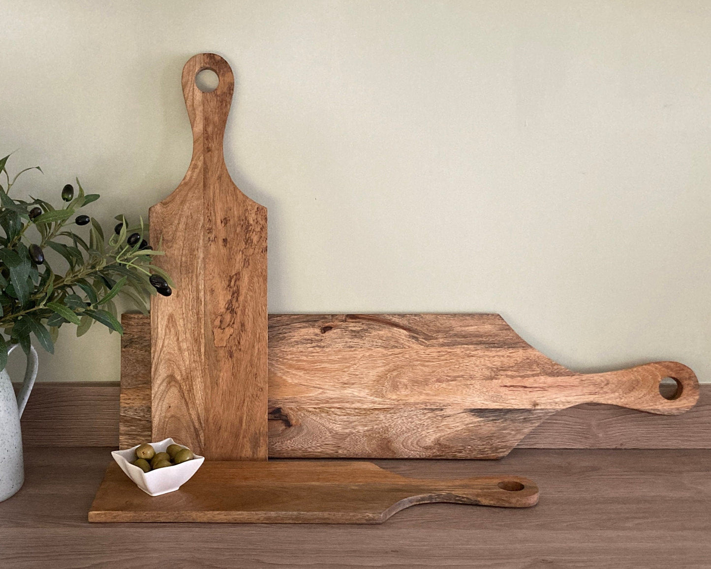 Mango wood loop handled paddle boards looking from the front