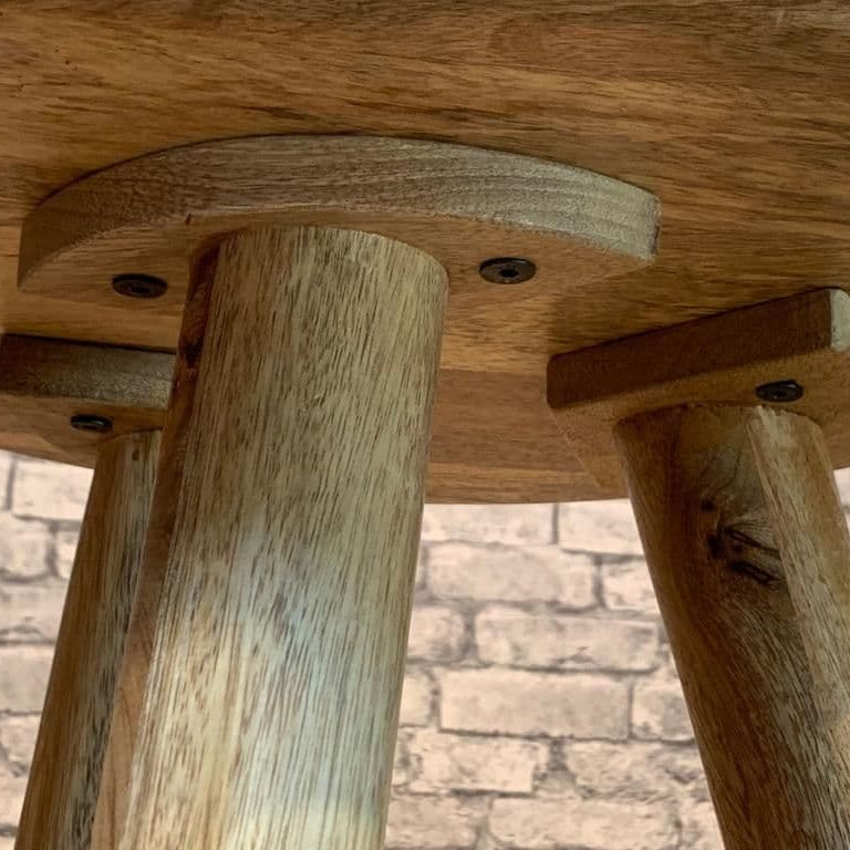 MANT-6012M 45cm round Mango wood top coffee table with 3 tapered legs