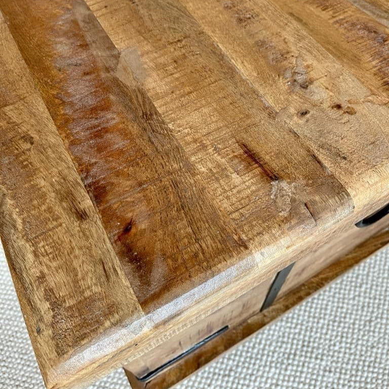 Size 3 Large rustic rough cut Mango wood trunk on feet - 91cm wide close up of lid