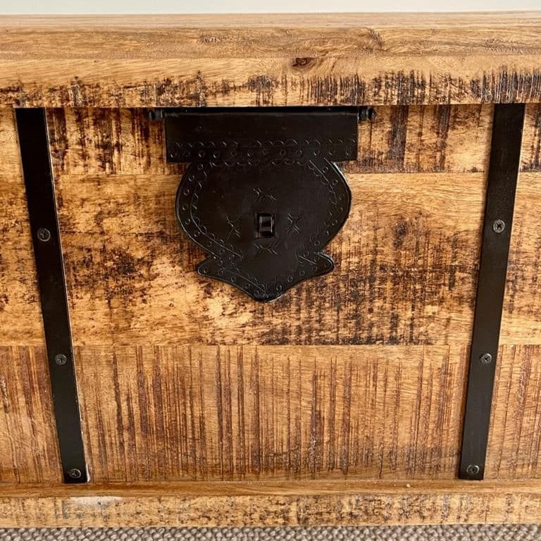 Size 3 Large rustic rough cut Mango wood trunk on feet - 91cm wide close up of hasp
