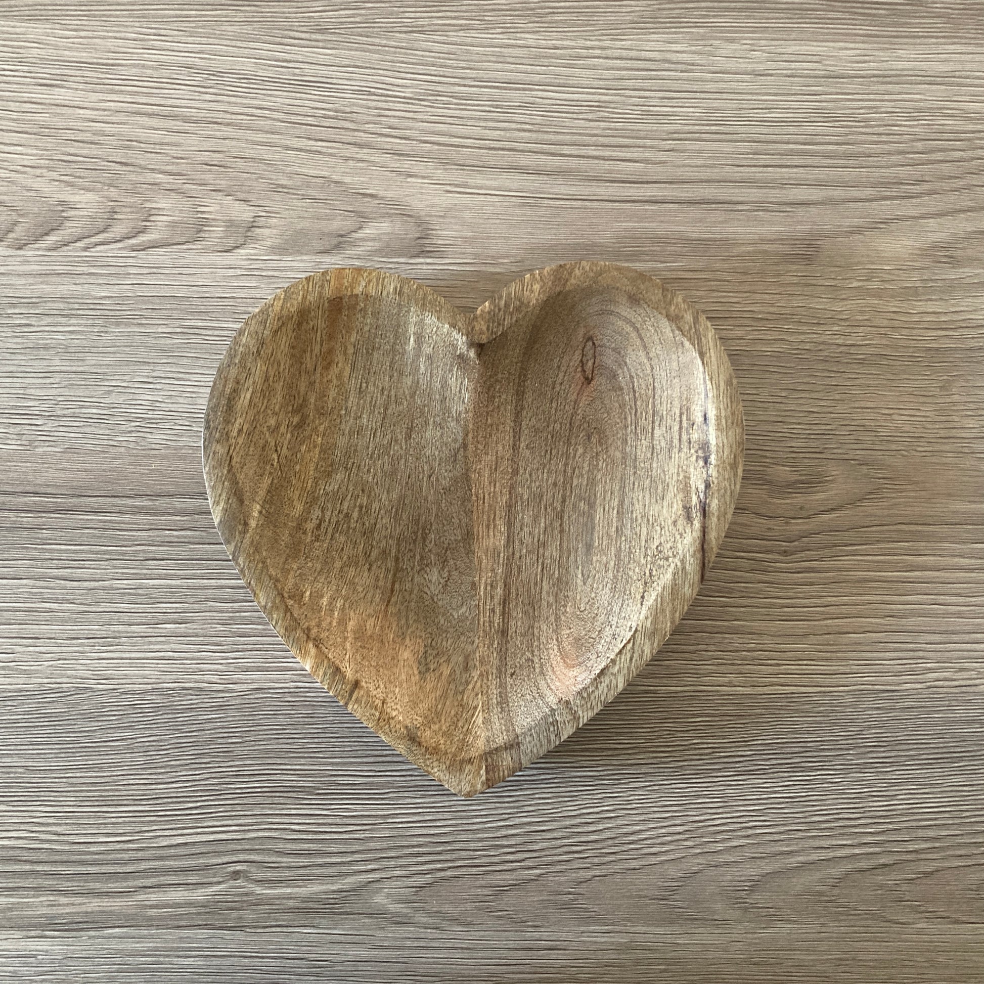 Hand carved solid Mango wood wooden heart dish / bowl (small single).