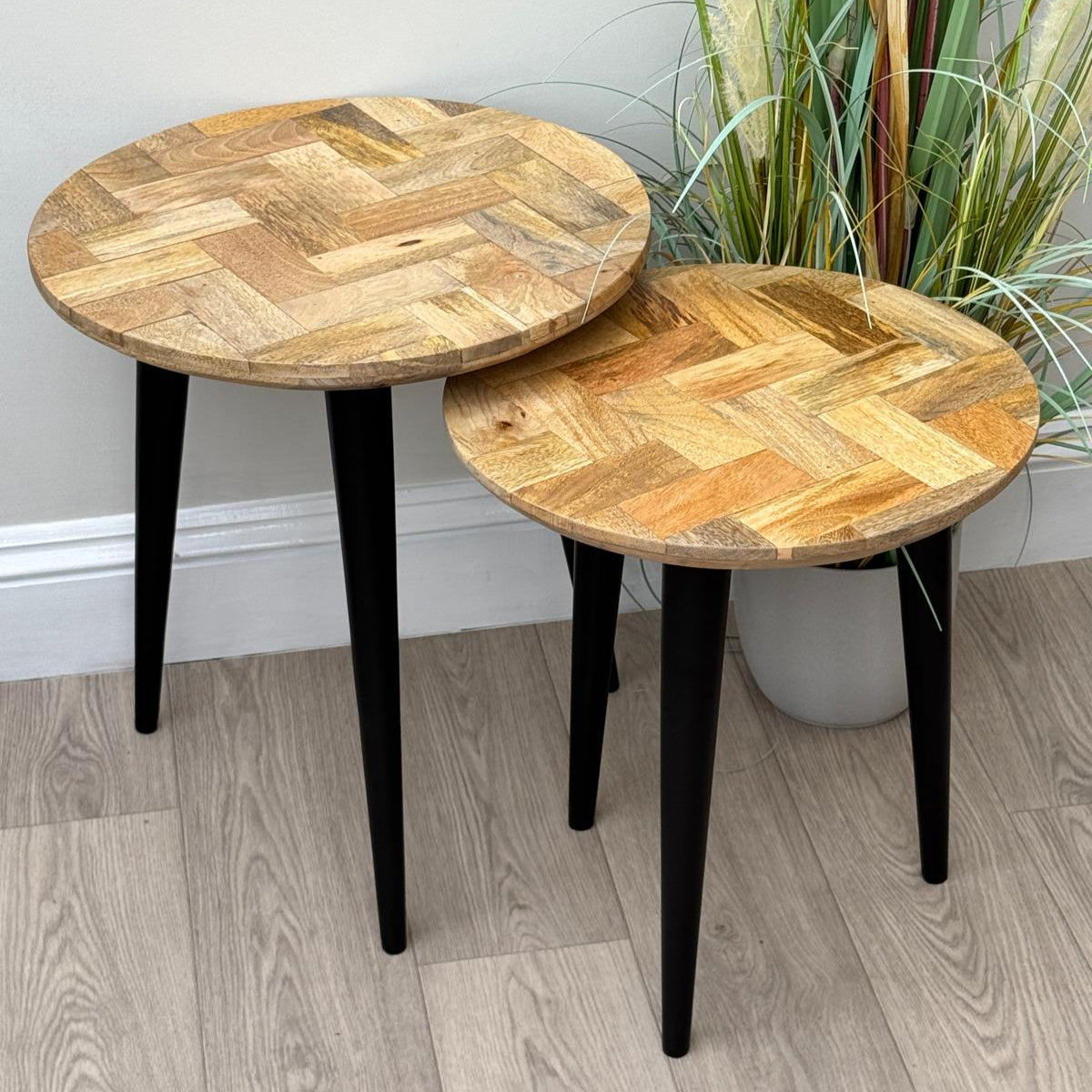 IMANT-002 Nest of 2 round Mango Parquet side tables