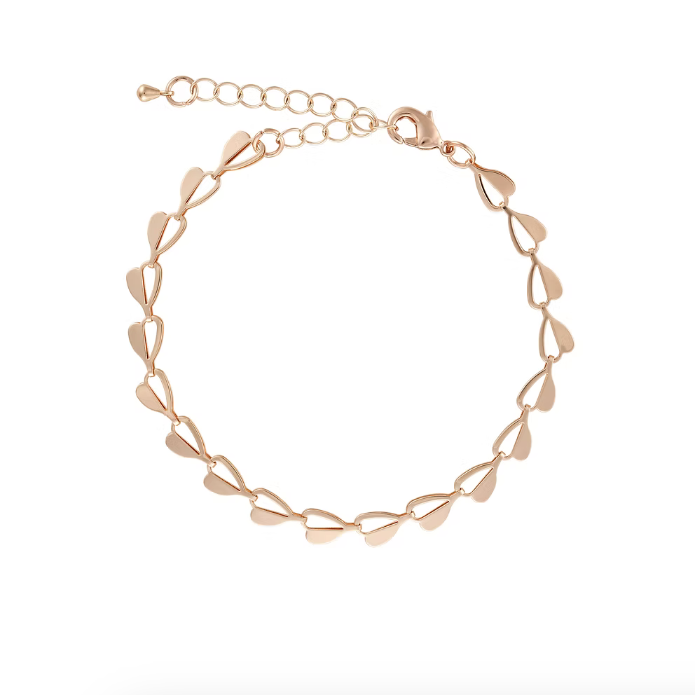 Gold linked heart bracelet