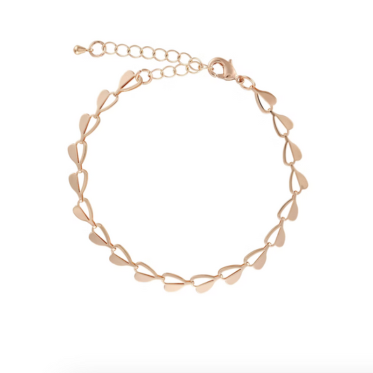 Gold linked heart bracelet