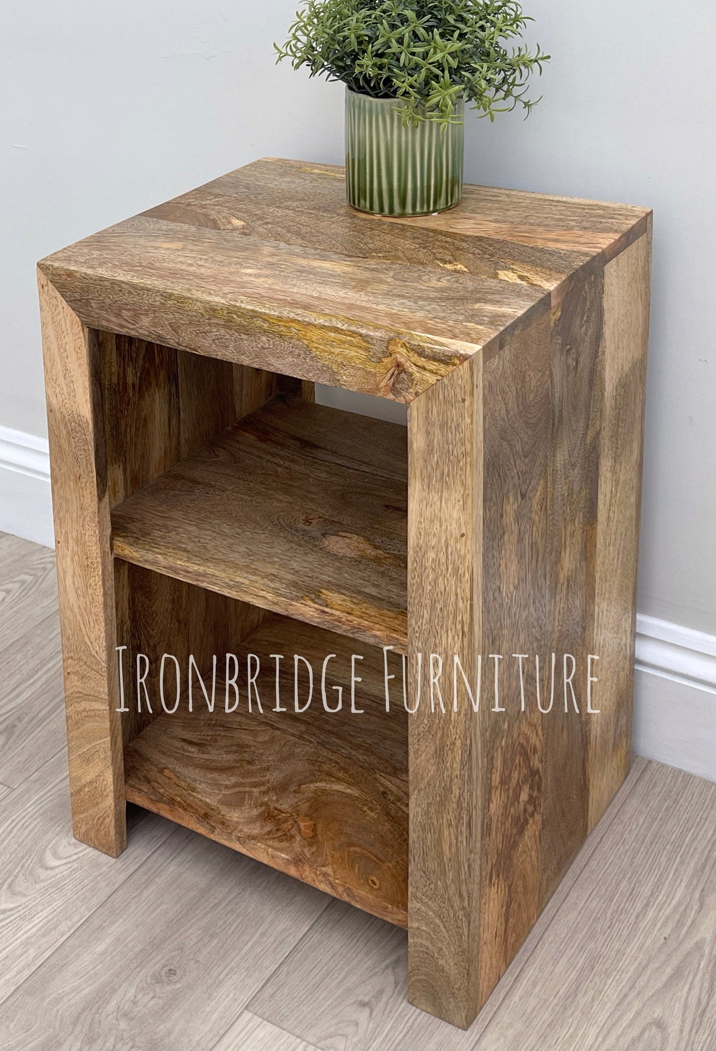 MANT-101 Cube style side table - Mango wood from an angle