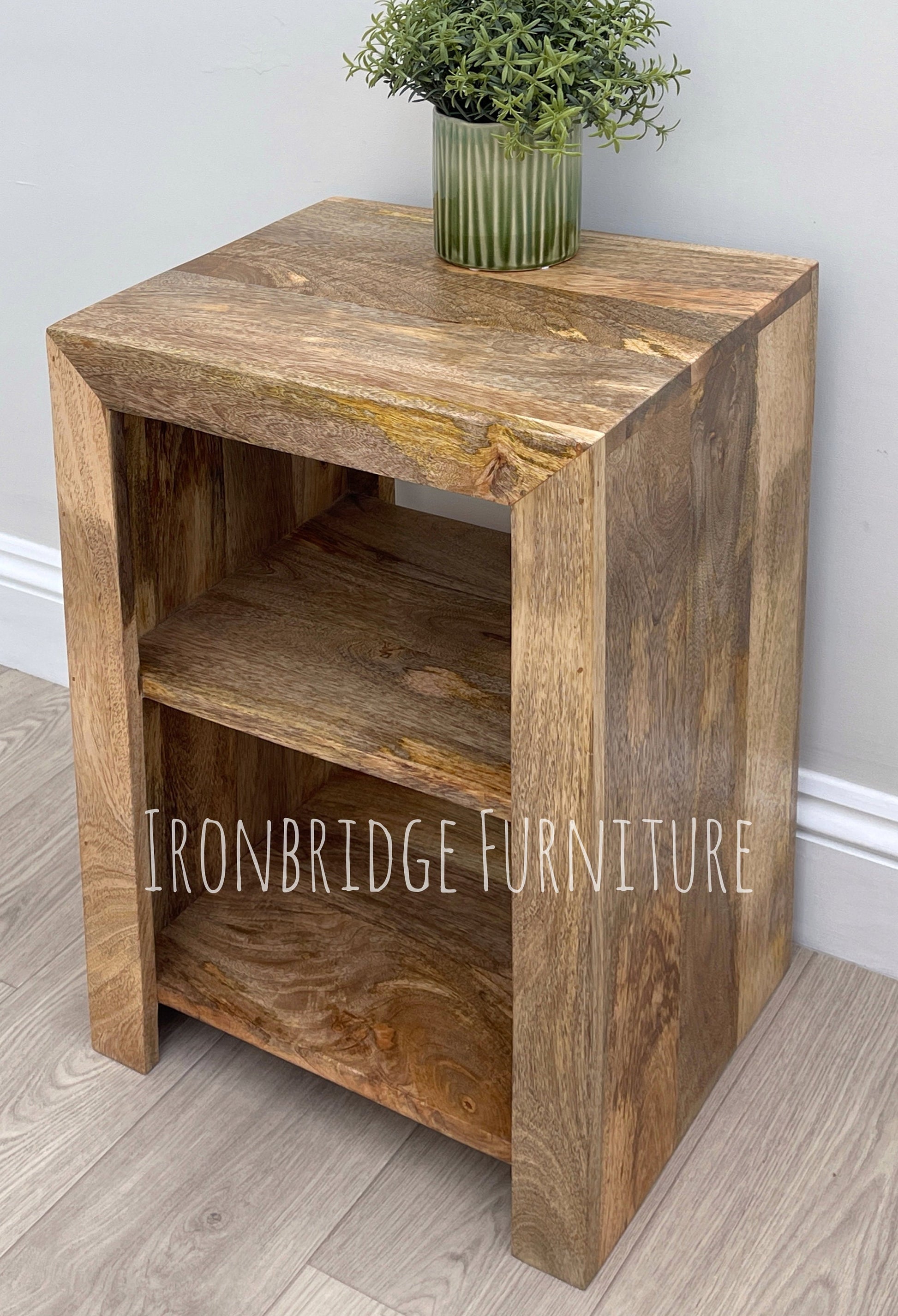 MANT-101 Cube style side table - Mango wood from an angle