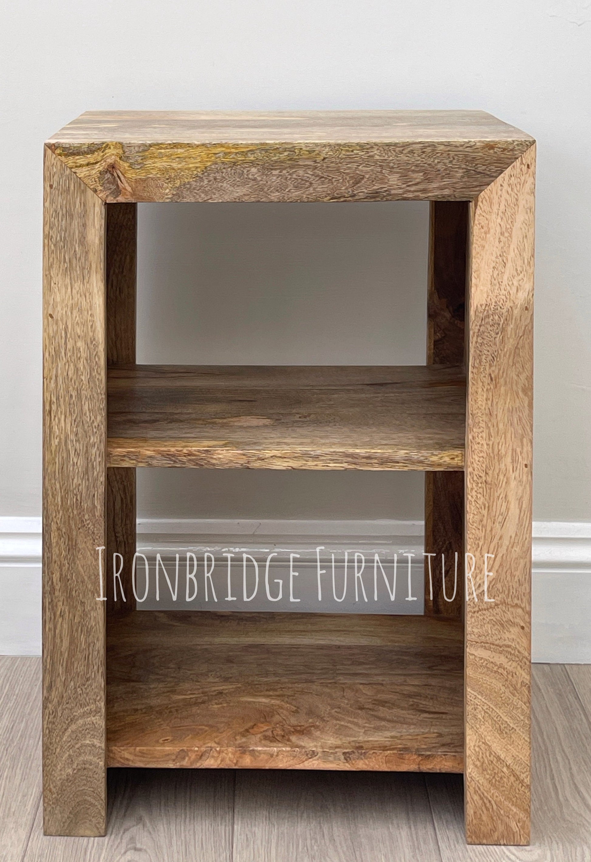 MANT-101 Cube style side table - Mango wood from the front