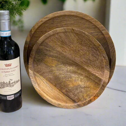 Mango wood round trays in 2 sizes